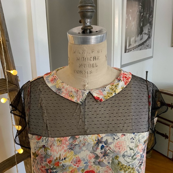 Floral and lace blouse with Peter Pan collar - Picture 3 of 12